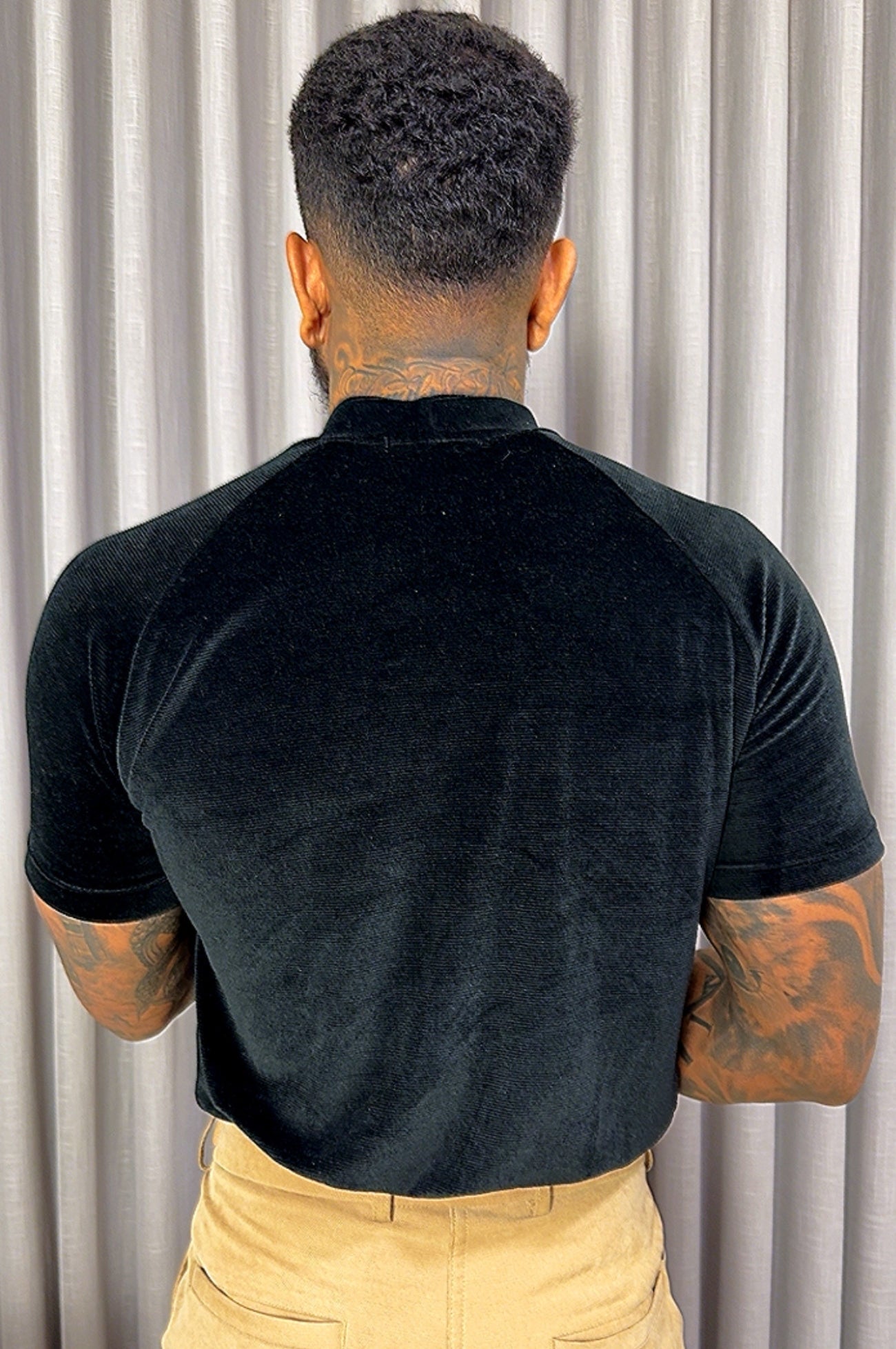 Camisa Gola Média Raglan