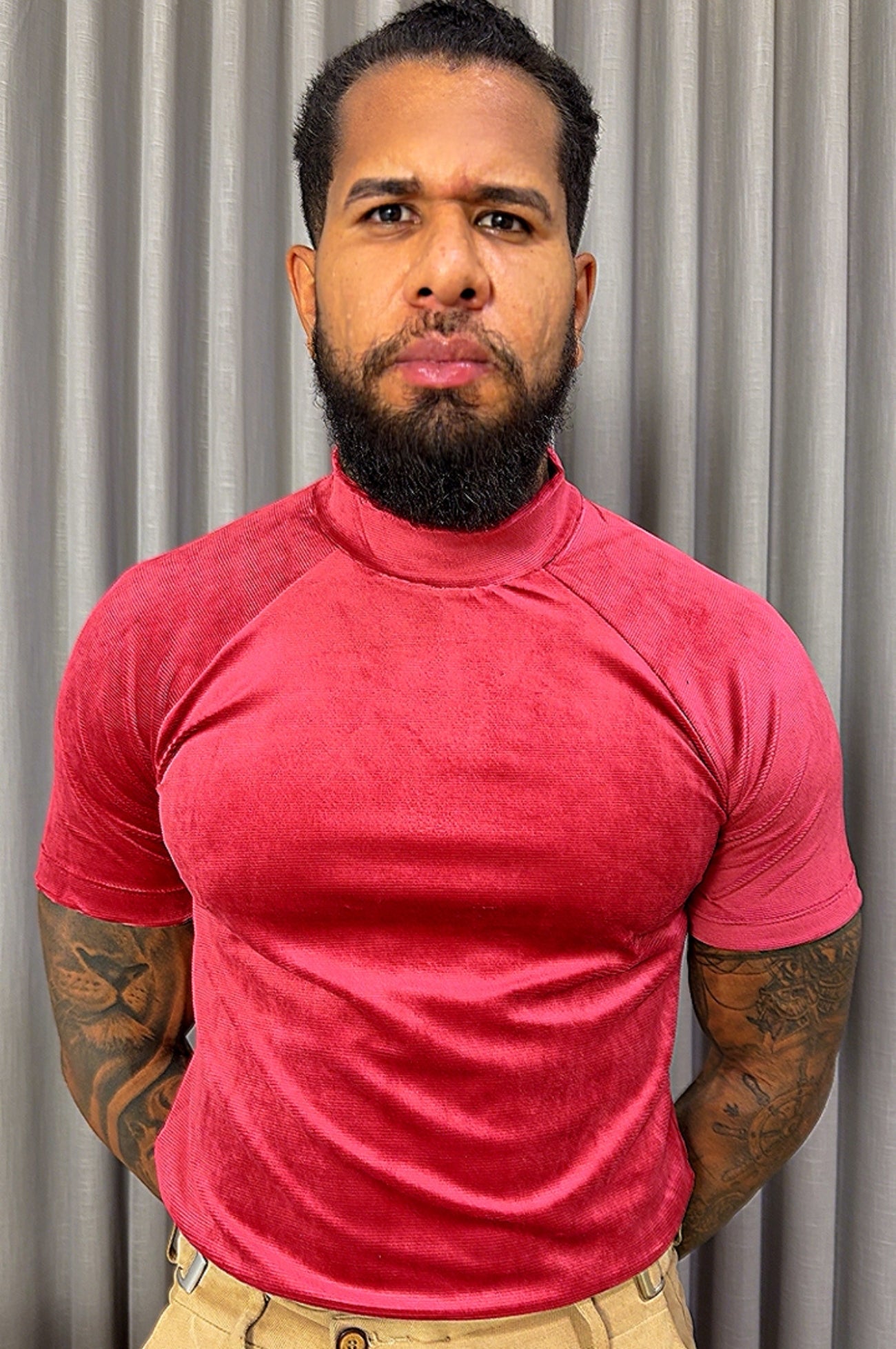 Camisa Gola Média Raglan